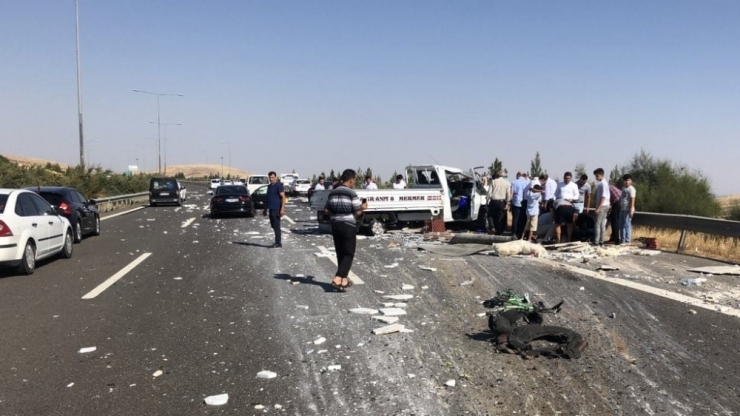 Kazayı Gören Ak Parti’li Vekil, Yaralıların Yardımına Koştu