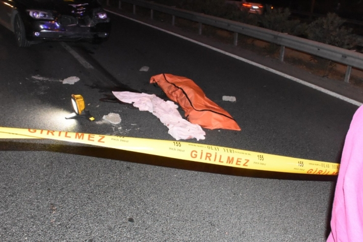 İyi Partili Milletvekilinin Otoyolda Çarptığı Yaya Hayatını Kaybetti