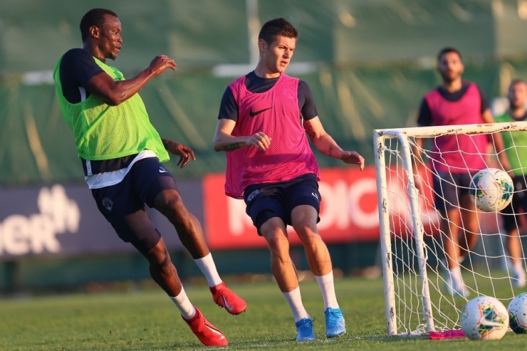 Kasımpaşa’da Trabzonspor Maçı Hazırlıkları Başladı