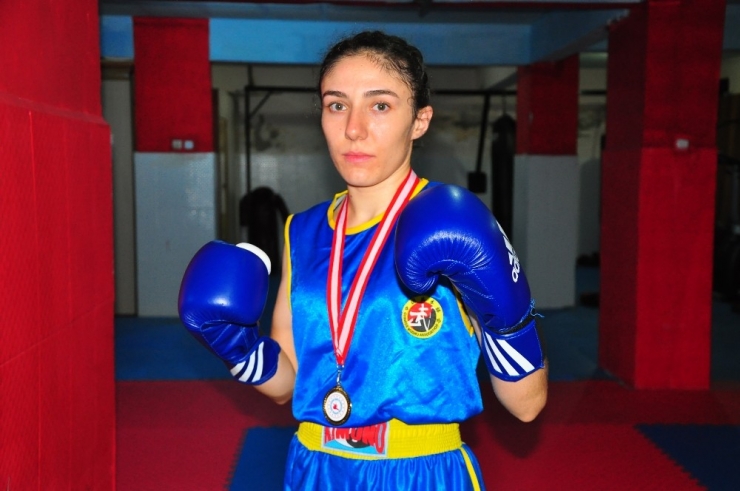 Temizlik İşçisi Balkanlar’ın Zirvesinde