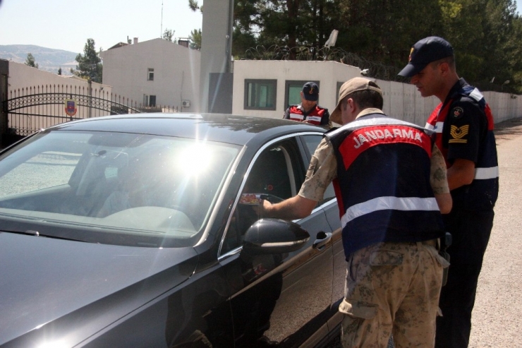 Kilis’te Jandarma Ekipleri ’Drone’lu Uygulama Yaptı