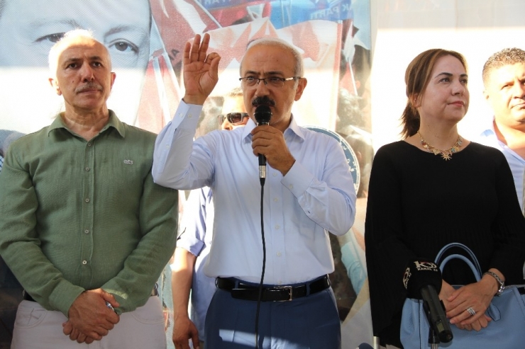 Lütfi Elvan: "Üç-beş Çapulcuyla Terör Koridoru Oluşturmaya Çalışanlar Asla Başarılı Olamayacaktır”