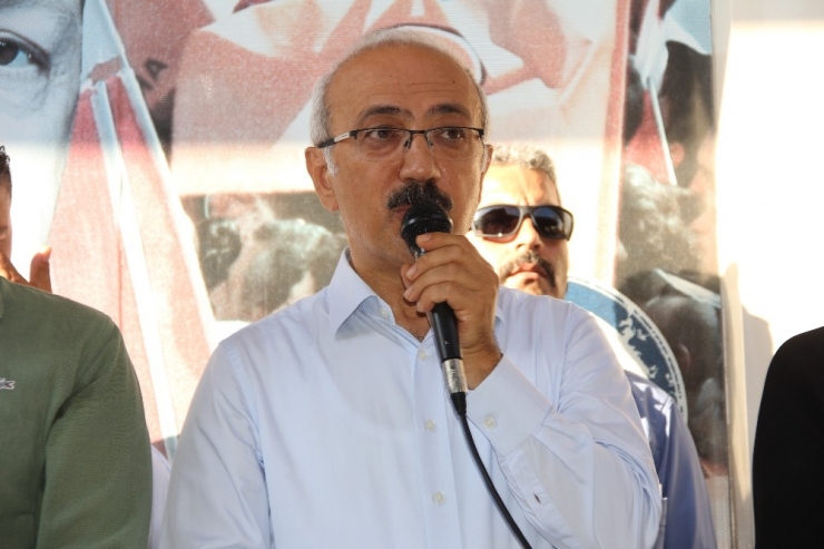 Lütfi Elvan: "Üç-beş Çapulcuyla Terör Koridoru Oluşturmaya Çalışanlar Asla Başarılı Olamayacaktır”