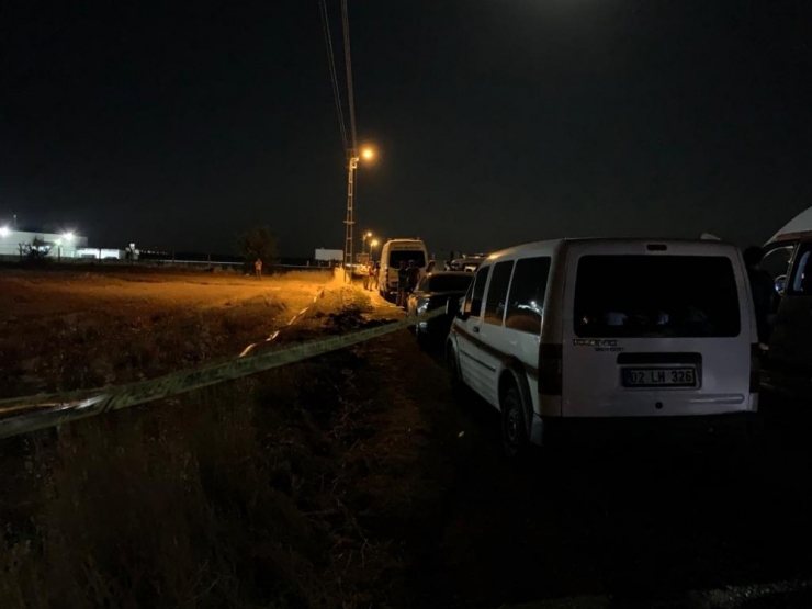 Eczacı Adam Yol Kenarında Ölü Bulundu