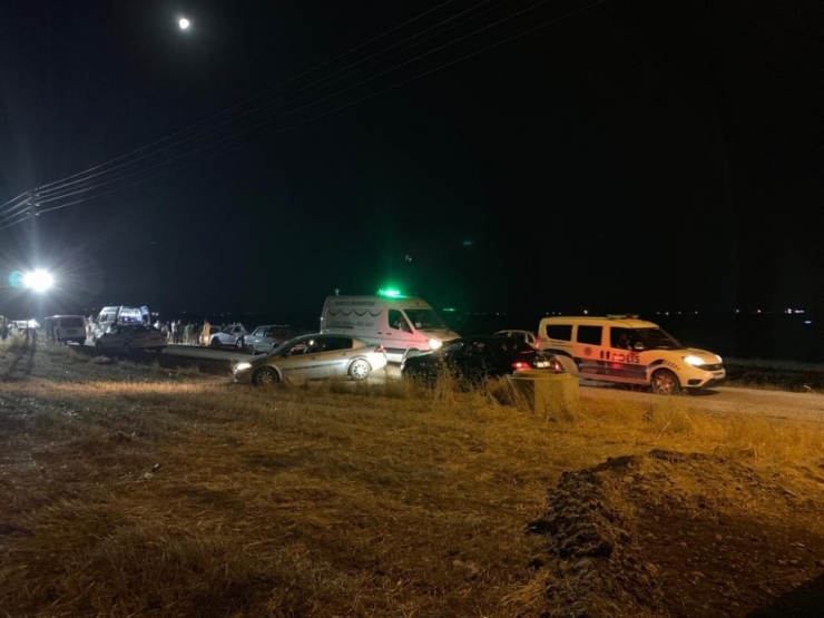 Eczacı Adam Yol Kenarında Ölü Bulundu