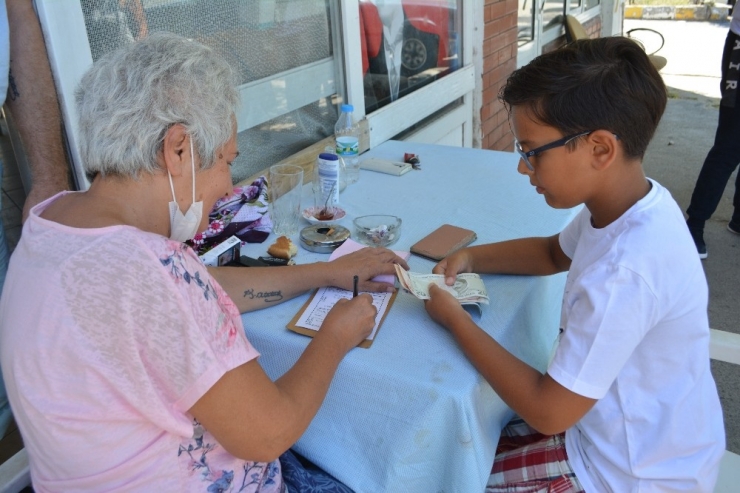 11 Yaşındaki Minik Atatuğra’dan İnsanlık Dersi