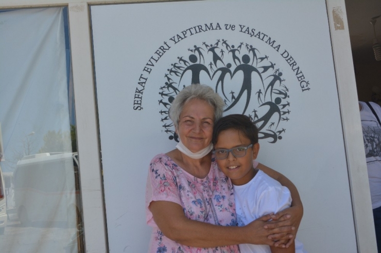 11 Yaşındaki Minik Atatuğra’dan İnsanlık Dersi