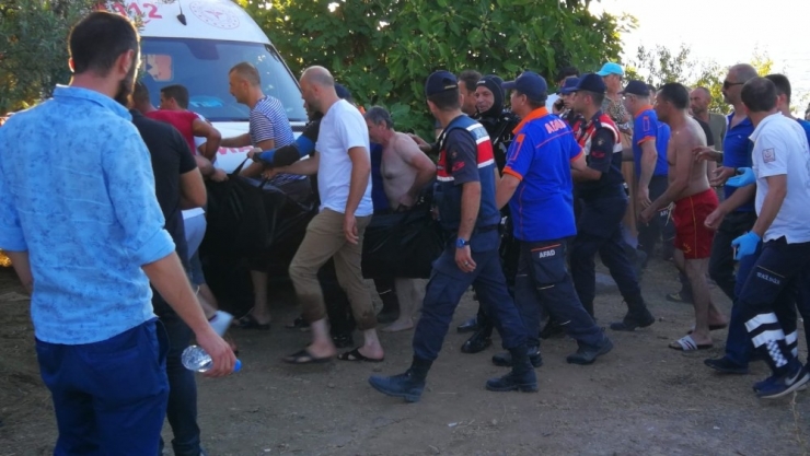 Abisinin Boğulduğu Haberini Alır Almaz Kendini Göle Attı