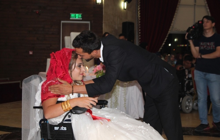 Bir Aşk Hikayesi "Engelleri" Ortadan Kaldırdı