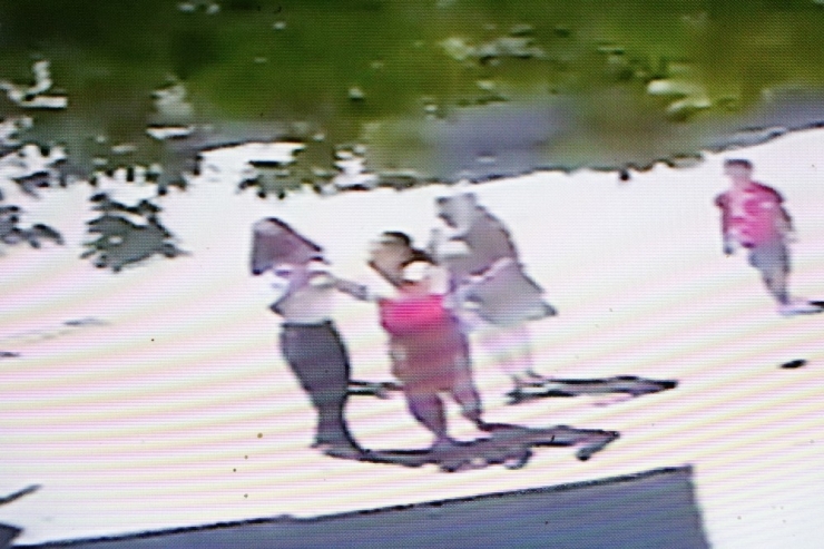 Kayıp Yüzük Aranırken Çardak Çöktü, Taşlı Sopalı Satırlı Kavga Çıktı