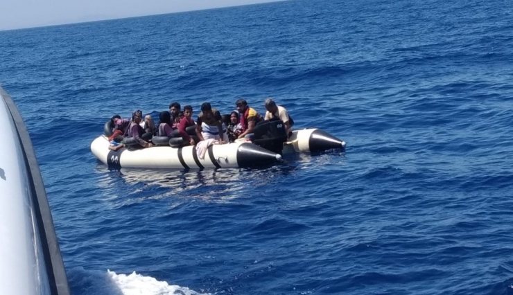 Denizde Ölümüne Kaçış