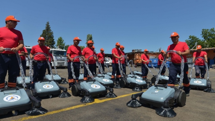 Muratpaşa, Mekanik Süpürgelerle Temizlenecek