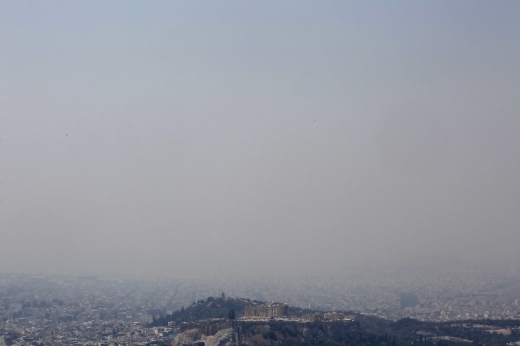 Yunanistan’da Korkutan Yangın