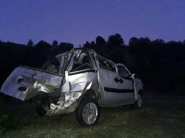 Düğün Dönüşü 100 Metreden Uçuruma Yuvarlandılar: 2 Ölü, 1 Yaralı