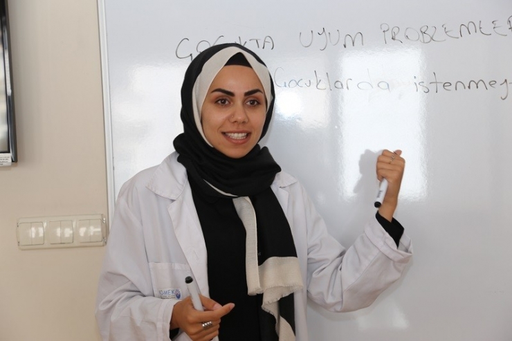 Çocuklarla Uyum Problemi Ko-mek’le Aşılacak