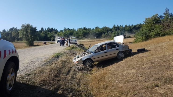 Tokat’ta Otomobil Şarampole Uçtu: 1’i Çocuk 4 Yaralı