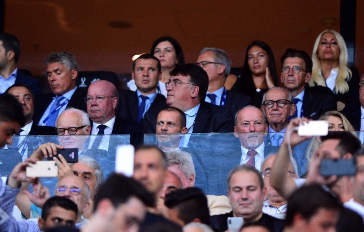 Uefa Süper Kupa: Liverpool: 0 - Chelsea: 1 (İlk Yarı)