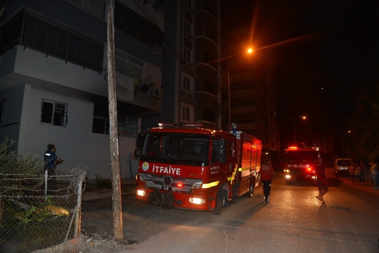 Adana’da Apartman Dairesinde Yangın