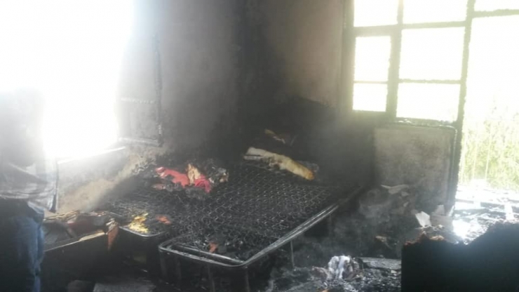 Besni’de Ev Yangını