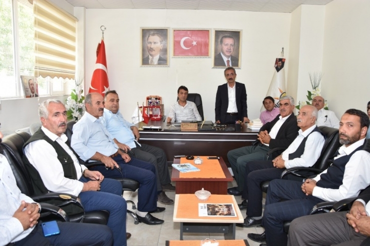 Çatak’ta Ak Parti 18. Yaşını Kutladı