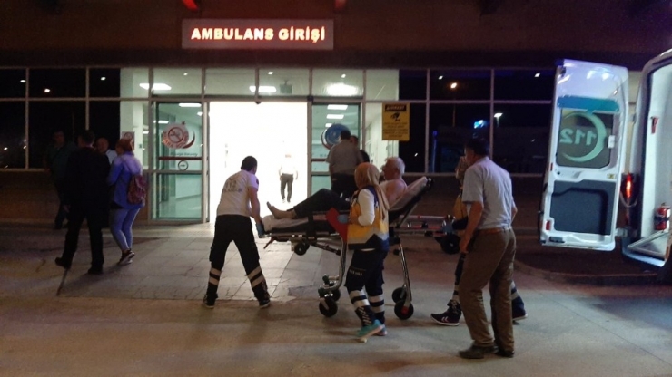 Kıbrıs Gazisi Davulcu Düğünde Kaza Kurşunuyla Yaralandı