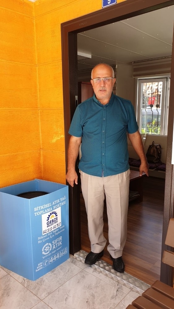 Atık Yağlar Yağ Bidonlarına