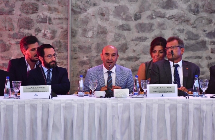 İzmir İçin Uluslararası İşbirliği Zamanı