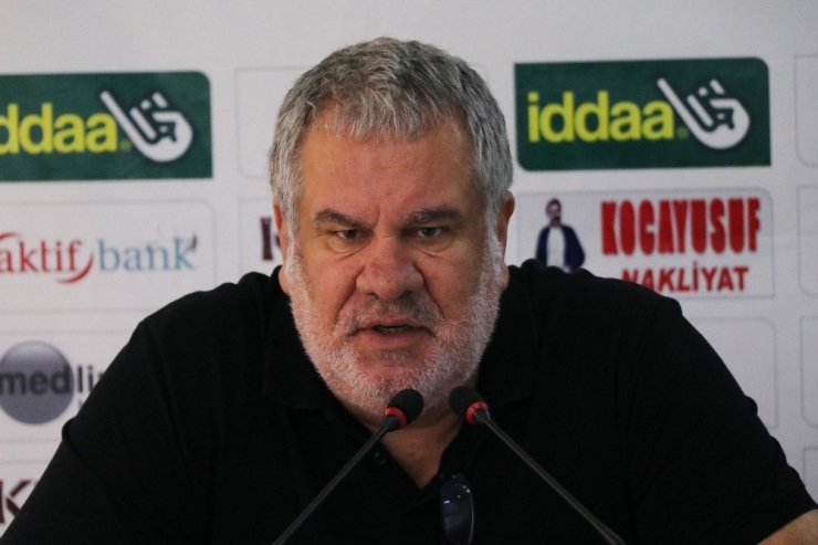 Levent Eriş: "Ayakları Yere Sağlam Basan Takım Olmak İstiyoruz"