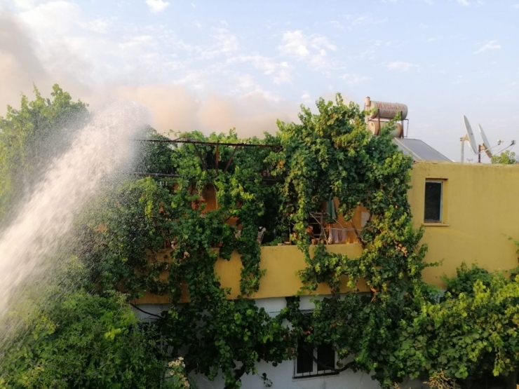 Ortaca’da Ev Yangını