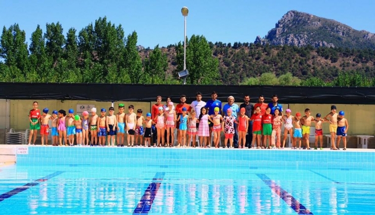 Osmaneli’nde Ücretsiz Yüzme Öğretilecek