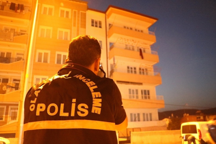 Beşinci Kattan Düşen Bebek Ağır Yaralandı