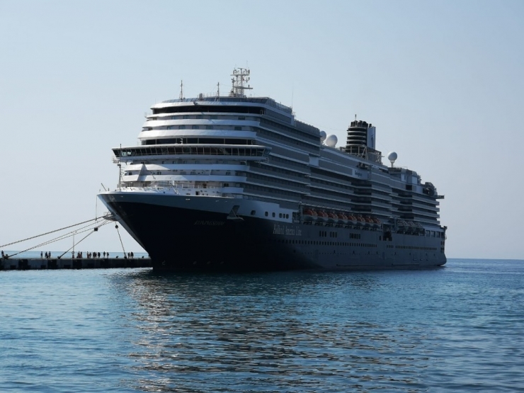 Kuşadası’na Bu Yıl 198 Turist Gemisi Sefer Yapacak