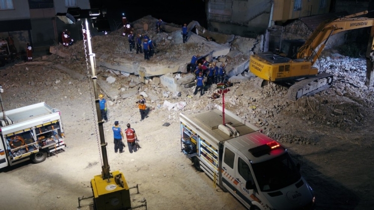 17 Ağustos Depreminin Yıldönümünde Gerçeği Aratmayan Tatbikat