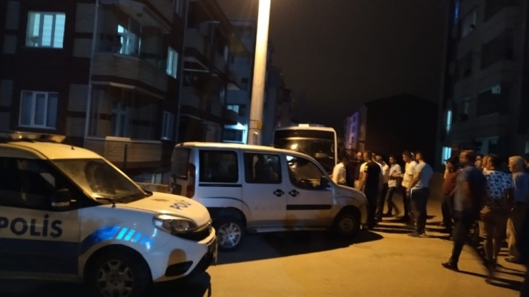 Polisin ’Dur’ İhtarına Uymadı, Ortalığı Birbirine Kattı