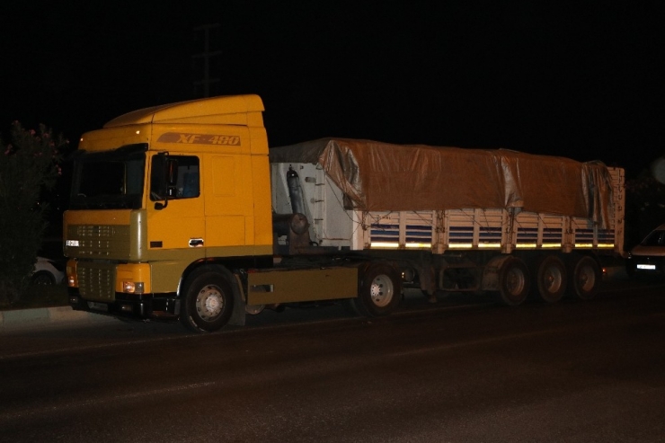 Sahte Nakliyeciler Sahte Plakalı Tırla Firmaları Dolandırdı