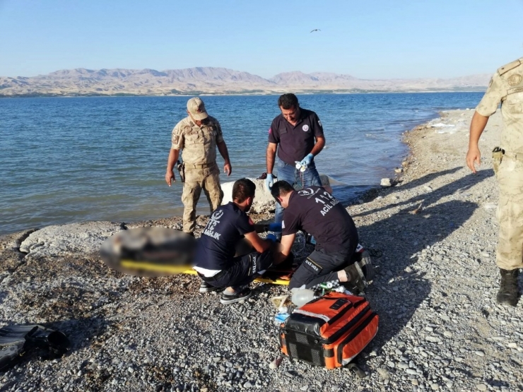 Malatya’da Serinlemek İçin Baraja Giren Genç Boğuldu