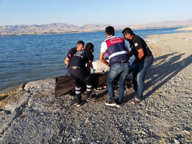 Malatya’da Serinlemek İçin Baraja Giren Genç Boğuldu