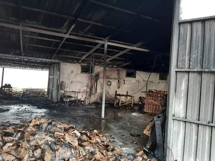 Sakarya’da Fırça Atölyesinde Yangın Çıktı