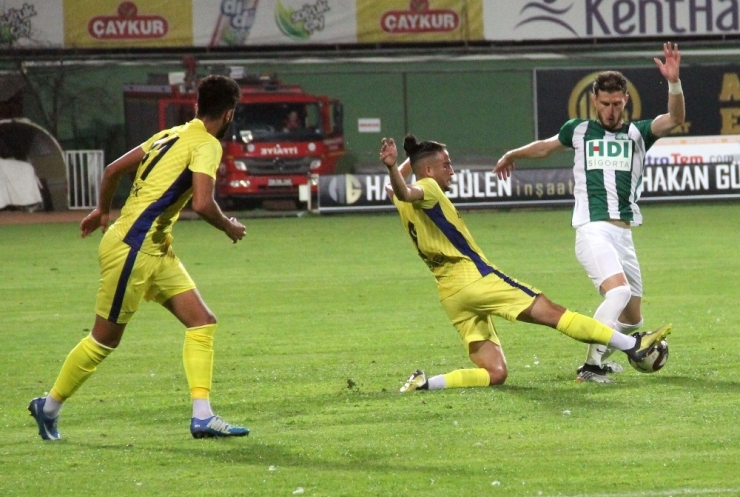 Spor Toto 1. Lig: Giresunspor: 0 - Menemenspor: 2 (Maç Sonucu)