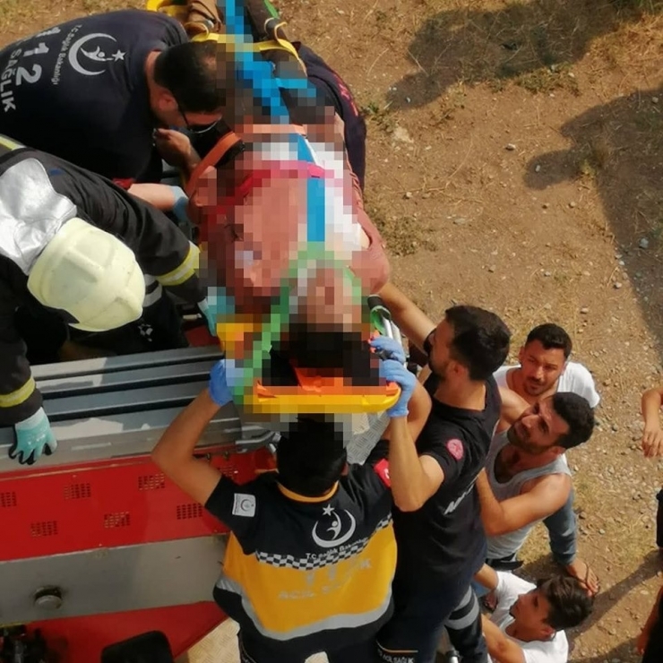 Boya Yapan İşçiyi Elektrik Çarptı