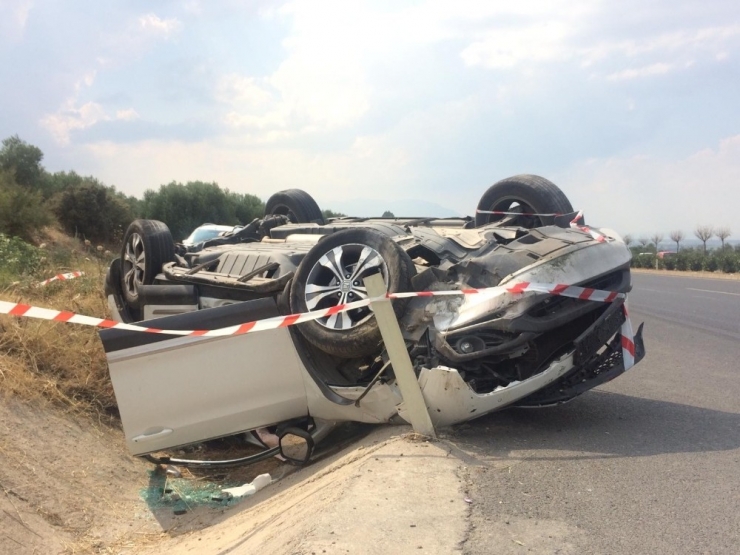 Otomobil Takla Attı: 2 Yaralı