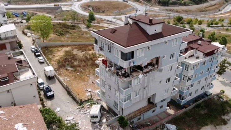 Sancaktepe’de Patlamanın Yaşandığı Bina Havadan Görüntülendi