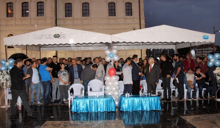 Semih Saygıner Gösterisine Yağmur Engeli