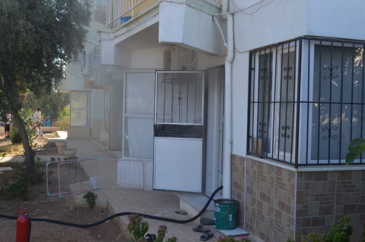 Didim’de Mutfakta Çıkan Yangın Korkulu Anların Yaşanmasına Neden Oldu
