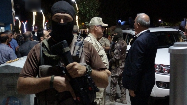 İlçeyi Ayağa Kaldıran Olayda 25 Kişi Gözaltı