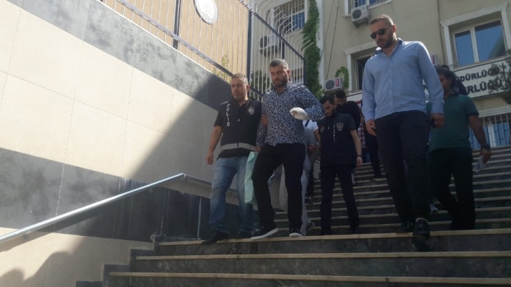 Fatih’te Bir Gece Kulübünde İşlenen Cinayetin Zanlıları Yakalandı