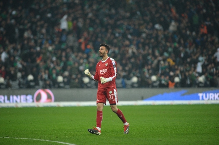 Başakşehir’de Volkan Babacan’ın Geleceği Muhammed’e Bağlı