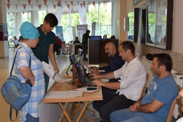 Üniversitelerde Kayıt Dönemi Başladı