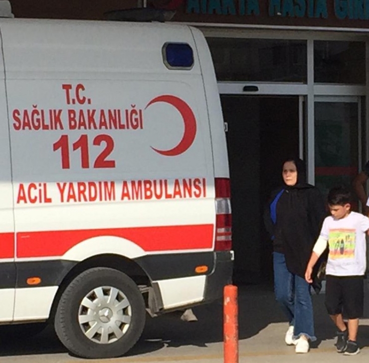 Kolundan Yaralanan Çocuğun Yengesi Göz Yaşlarına Hakim Olmadı