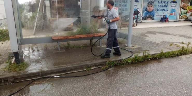 Düzce Belediyesinden Kapsamlı Temizlik Çalışması